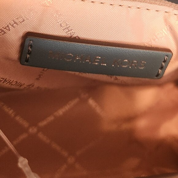 NWOT  Michael Kors Manhattan Metallic Satchel/Crossbody purse  Medium - Picture 7 of 15